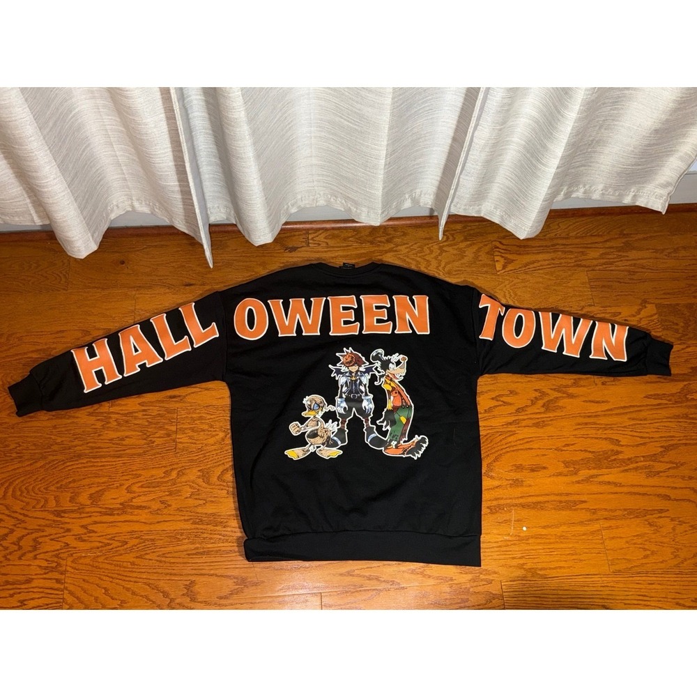 Disney Kingdom Hearts Halloween Town Black Crewneck Sz L Mickey Goofy NWOT